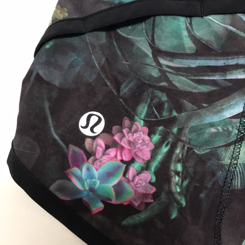 Lululemon Special design Speed short - Picture 4 of 8